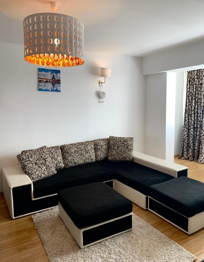 Sunny Central Apartments Сучава Екстер'єр фото