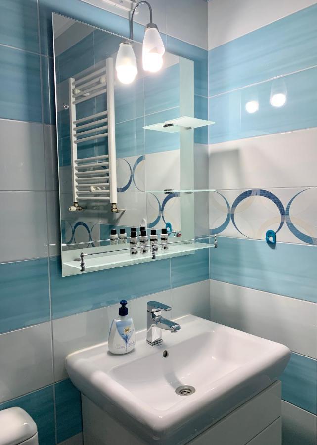 Sunny Central Apartments Сучава Екстер'єр фото